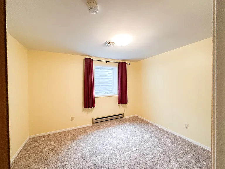5706 Shannon Ct — Photo 15