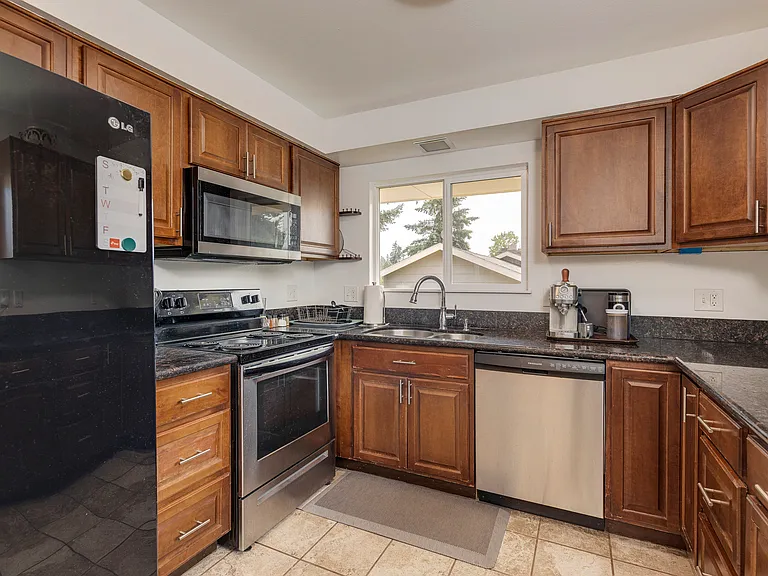 4909 SE Mason Ln — Photo 13