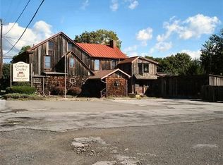 1567 Centre Tpke, Orwigsburg, PA 17961