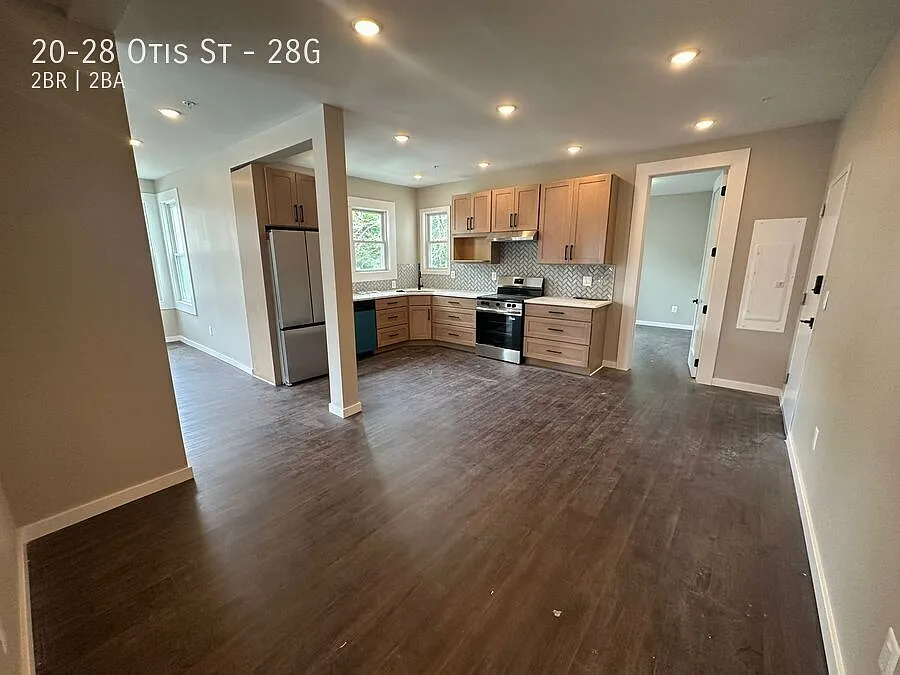 20-28 Otis St - 28G — Photo 2
