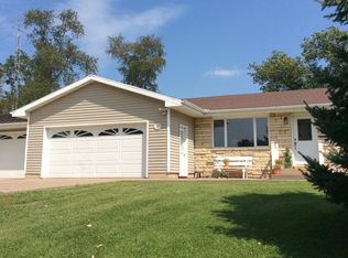 19782 Bellevue Cascade Rd, La Motte, IA 52054