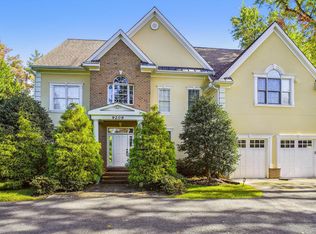 9209 Seven Locks Rd, Bethesda, MD 20817