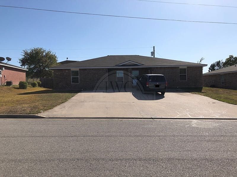 1st image of 408 Justin Ln APT A