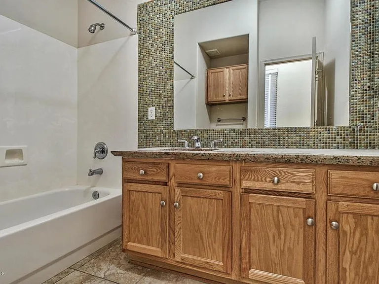 4823 E Williams Dr — Photo 19