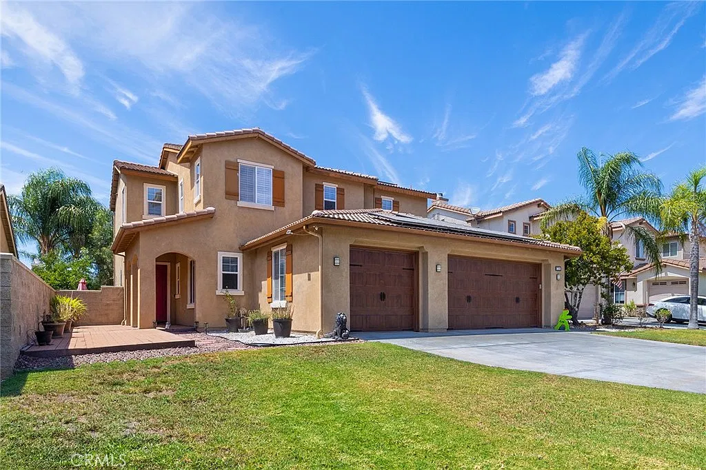 4 bed, 3.5 bath, 2877 sqft, $3,450 — Photo 2