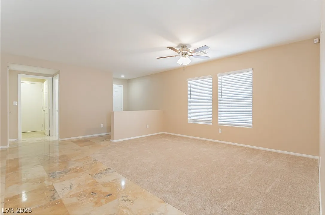 4 bed, 2.5 bath, 2532 sqft, $3,000 — Photo 4
