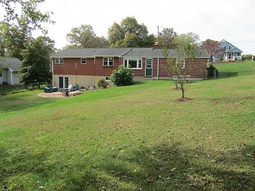 2nd image of 9519 Burton Ave