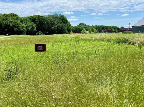 304 N 4th St, Madill, OK 73446