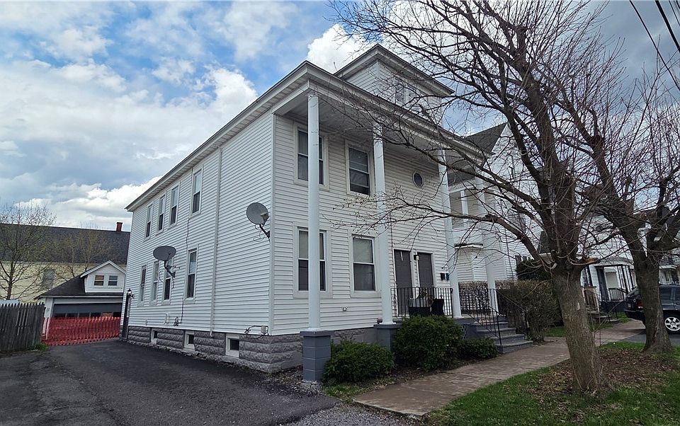1st image of 1303 Mary St