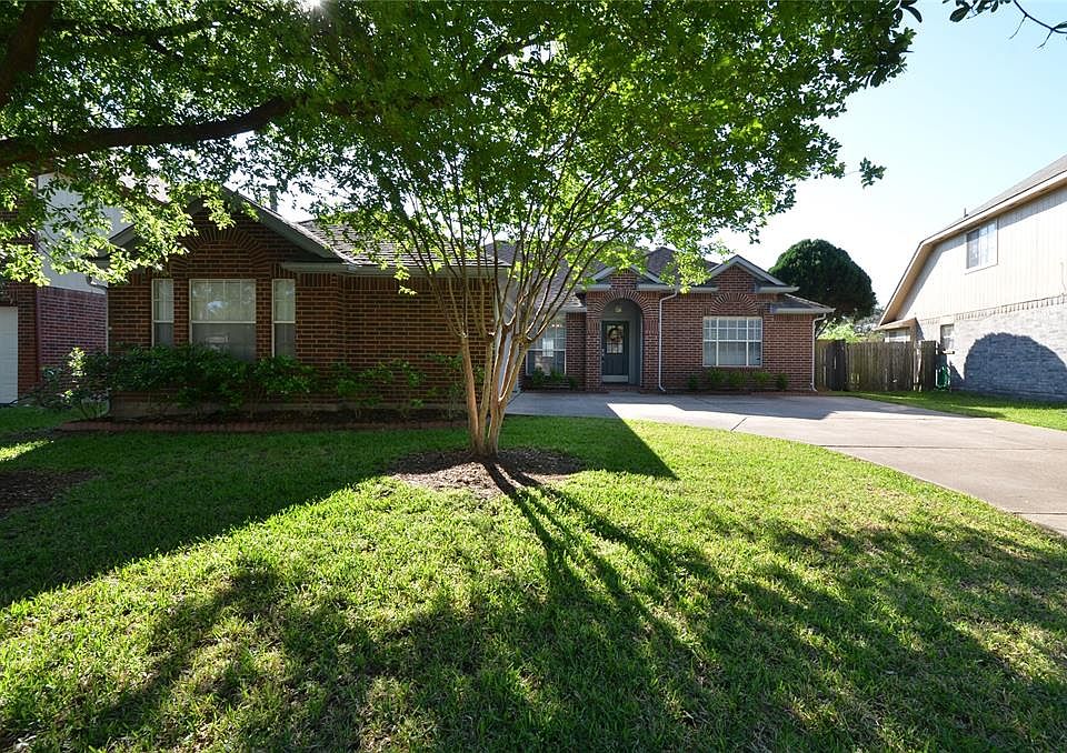 1st image of 22607 Willhanna Dr