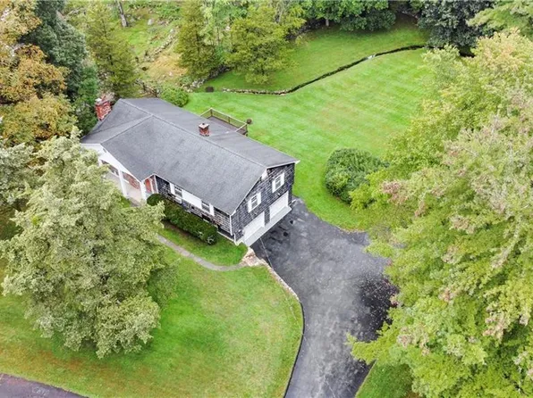 44 Riverbank Drive, Stamford, CT 06903