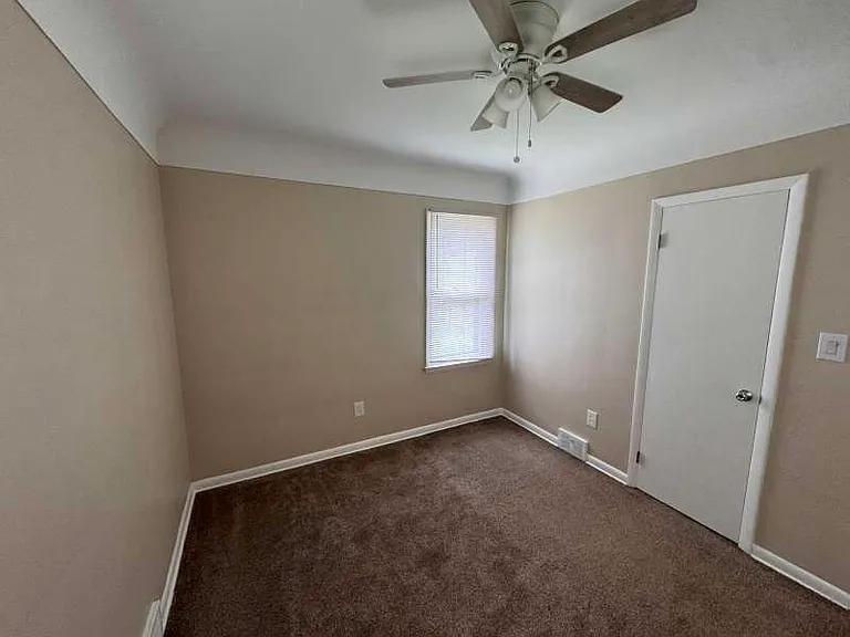 14754 Lydia Ave — Photo 39