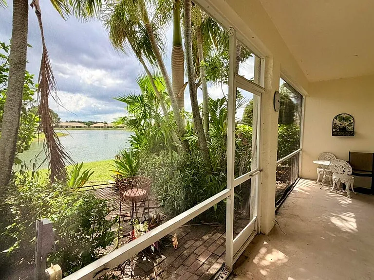 9766 Galleon Dr — Photo 19
