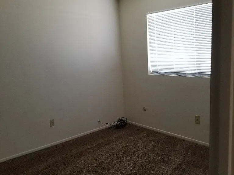 5101 Appleblossom Dr #5 — Photo 6