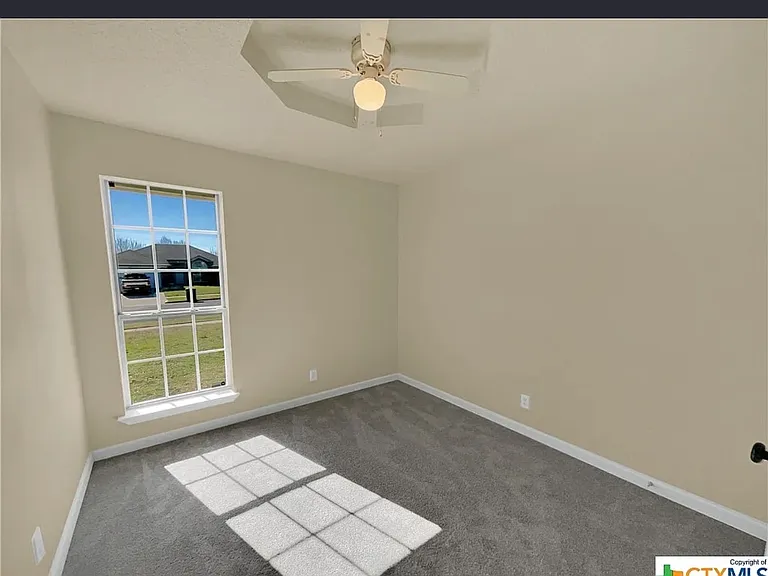 4803 Fawn Dr — Photo 2