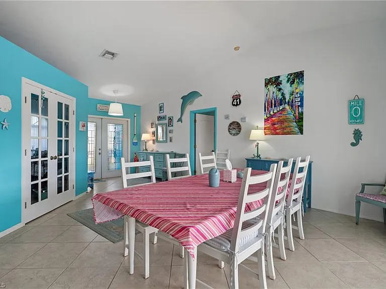 1408 SW 23rd St — Photo 13