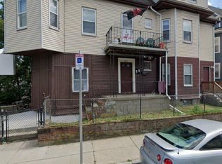 125 Lonsdale St APT 3, Dorchester Center, MA 02124