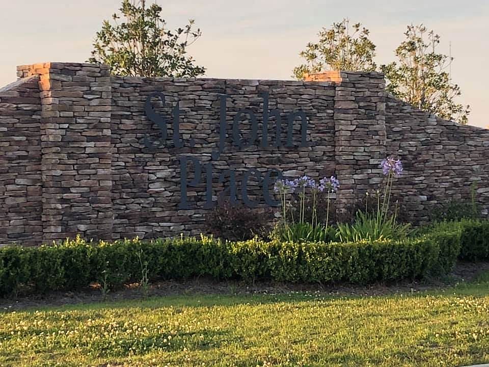 1st image of 132 Sternfells Ct