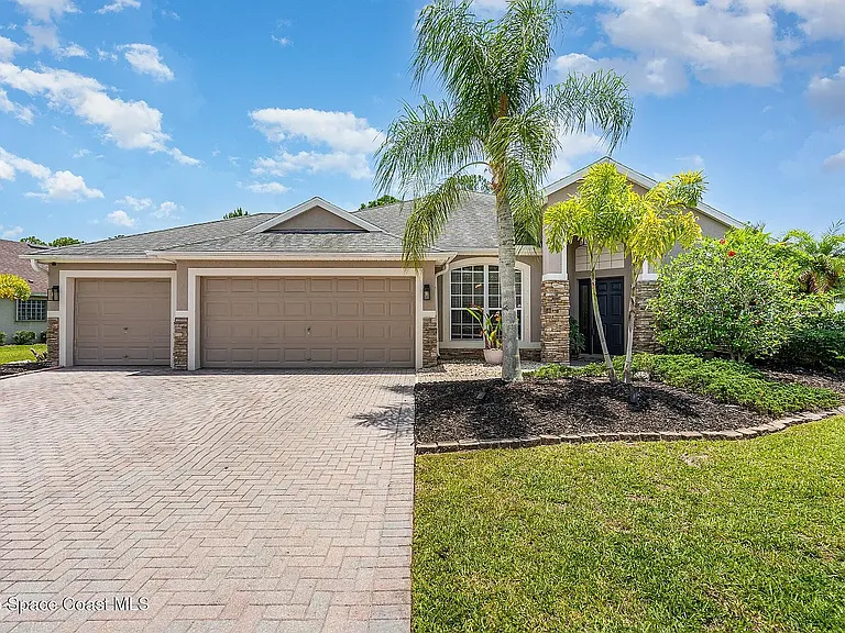 294 Brandy Creek Cir SE — Photo 1