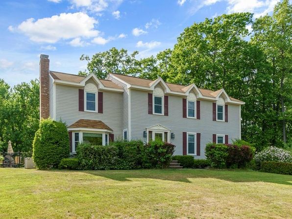 85 Wildflower Rd Leominster Ma 01453 Zillow