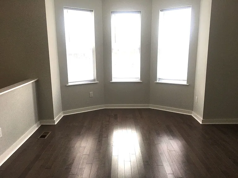 5409 Christian St — Photo 10