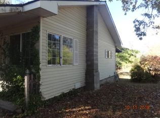 3525 Glenbrook Loop Rd, Riddle, OR 97469