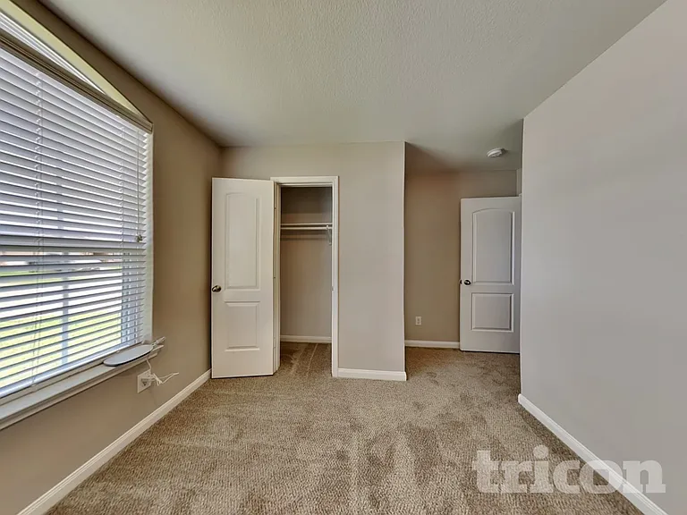 329 Shoshone Ridge Dr — Photo 11