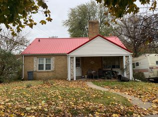 135 E Kenwood Ave, Decatur, IL 62526