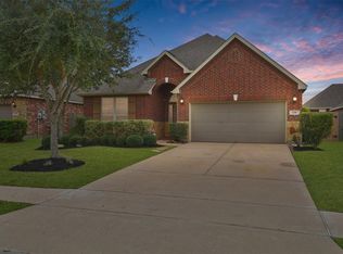 2710 Secret Falls Ct, Houston, TX 77089
