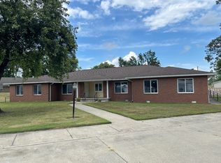 121 N Division St, Mount Carmel, IL