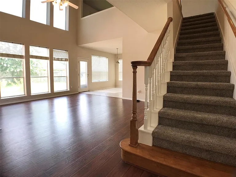 6323 Sunset Cove Ln — Photo 17