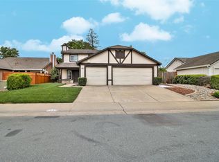 8585 Iris Crest Way, Elk Grove, CA 95624