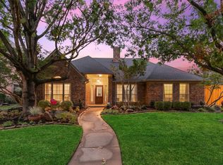 4000 Crestwood Dr, Carrollton, TX 75007