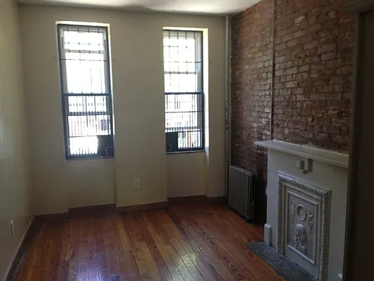 Rented by Blue Egg Realty Corp | media 18