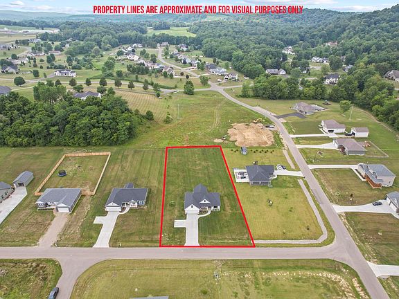 4th image of 801 Mandy Ln