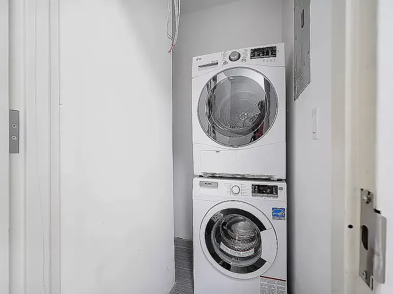 1263 Broadway #3L — Photo 6