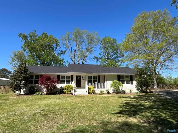 437 Hart Ct NE, Arab, AL 35016