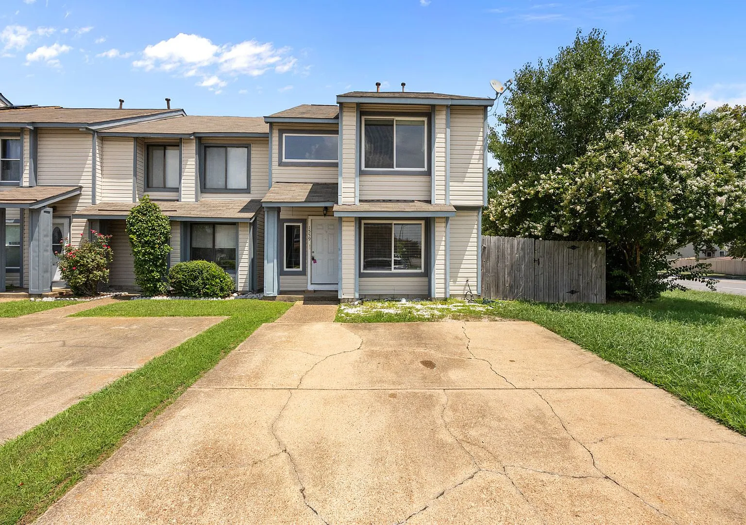 Welcome Home! — Photo 2