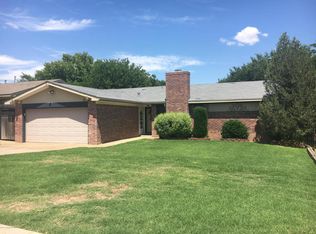 26 Summit Dr, Canyon, TX 79015