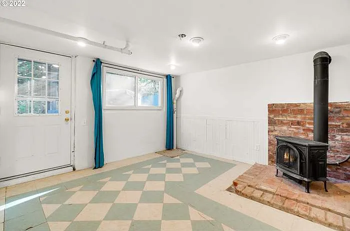 608 NW Hot Springs Alameda Rd — Photo 4
