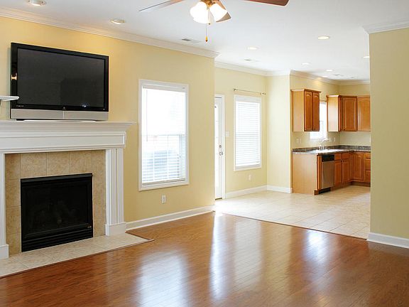 3rd image of 12908 Laurel Brooke Ln