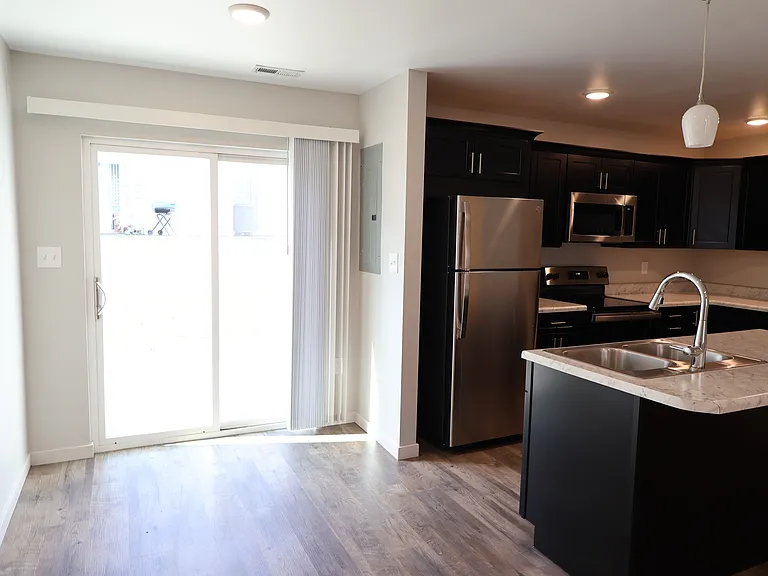 2985 N State Highway 7 — Photo 102