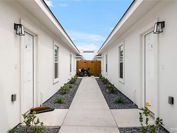 2nd image of 1100 Kohala Ave