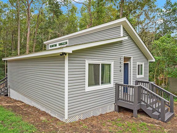 4th image of 2500 Dundee Dr #1