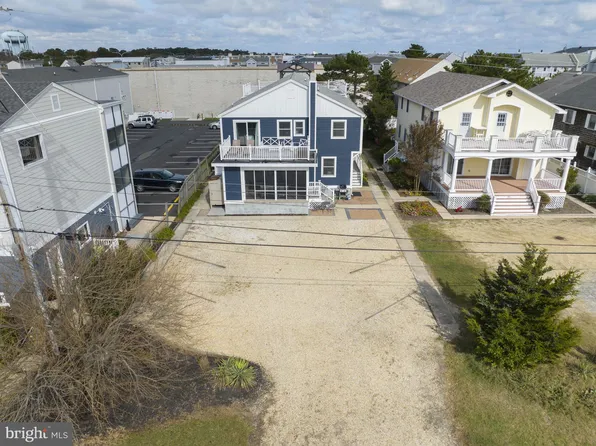 25 McKinley Ave, Dewey Beach, DE 19971