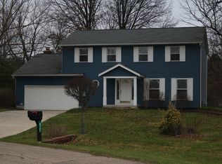 8732 Eastfield Ct NW, Pickerington, OH