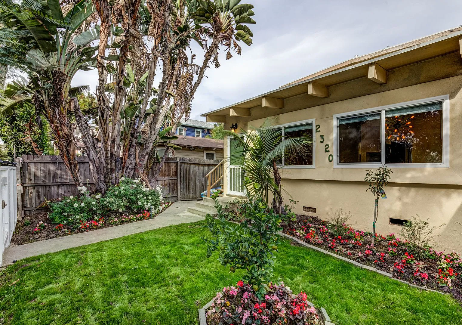 Ocean Avenue Duplex — Photo 1