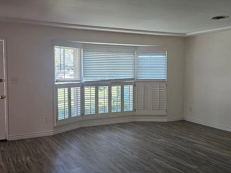140 G Ave — Photo 37