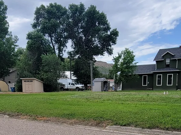 1121 Front St, Fort Benton, MT 59442
