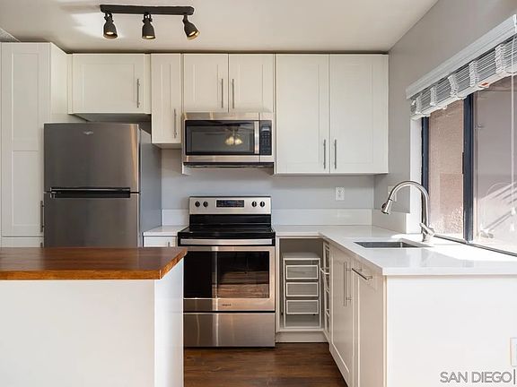 5th image of 7838 Cowles Mountain Ct Unit C29